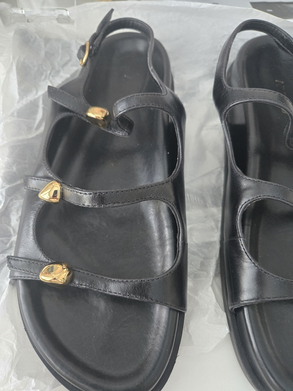 Arezzo Black Leather Triple-Strap Sandals with Gold Accents - Picture 2 of 6